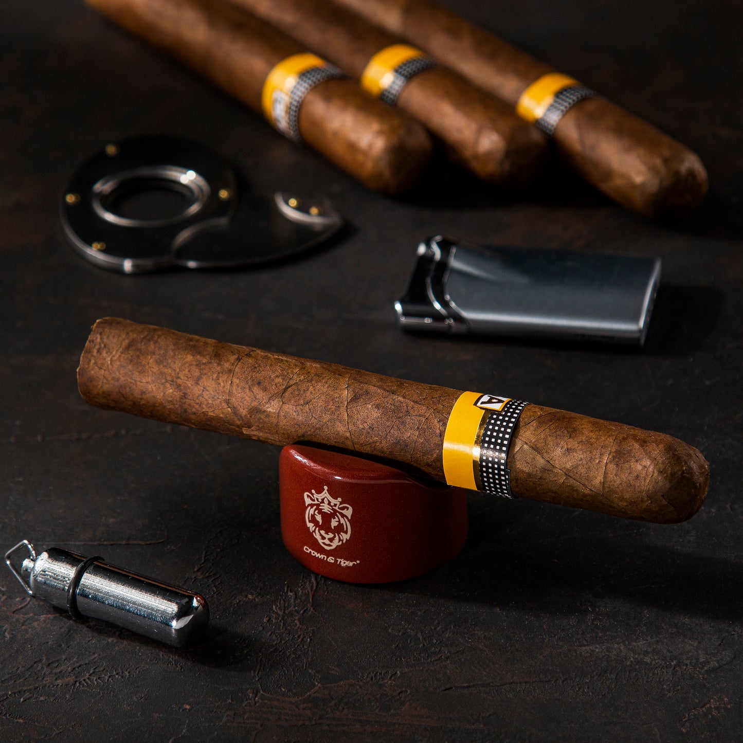 Crown & Tiger Cigar Stand