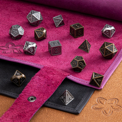 Roll Up RPG Dice Mat including Bronze + Iron metal set - Purple